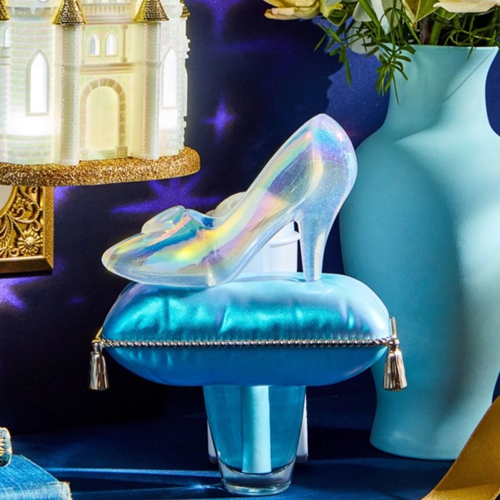 Cinderella Adjustable Wallflower Nightlight Bath and Body Works